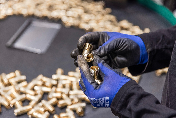 CW713R, CuZn37Mn3Al2PbSi (High-Strength Manganese Brass)